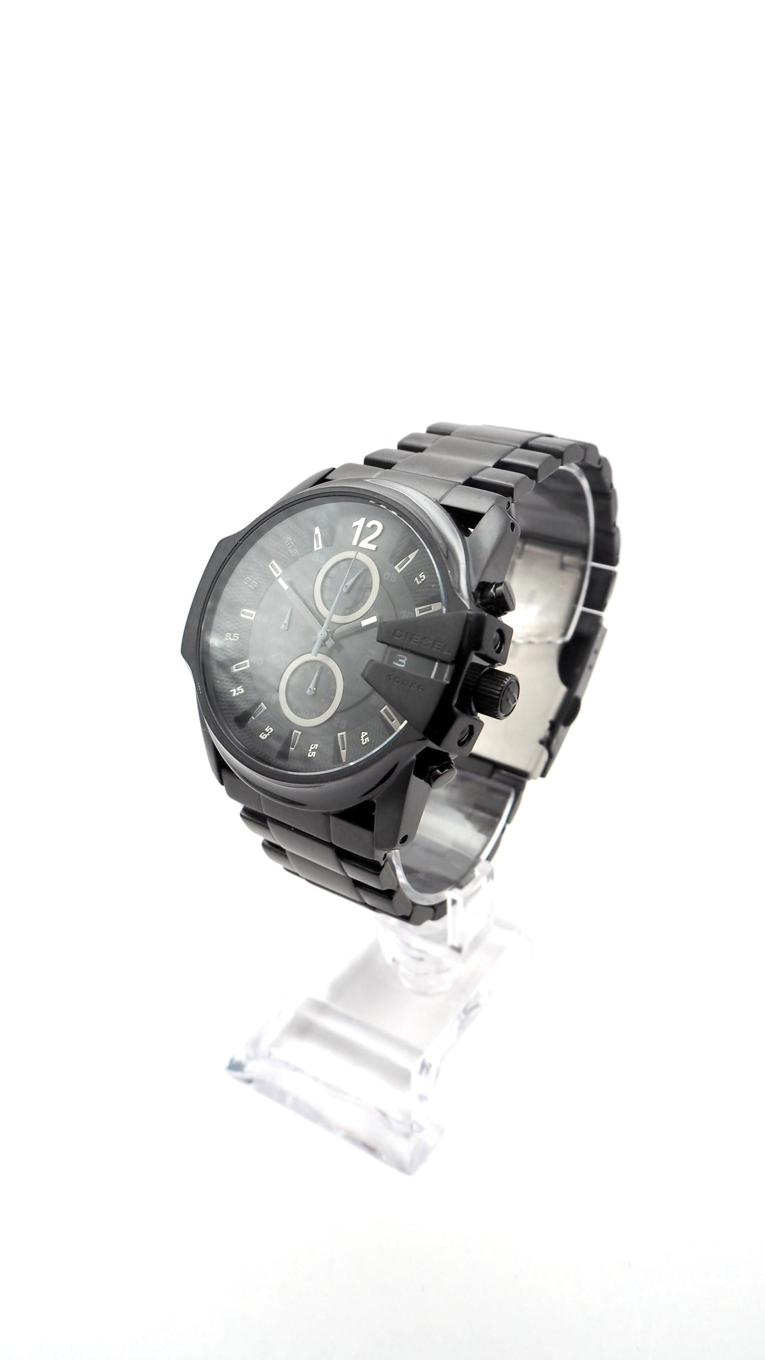 Diesel Master Chief DZ4180 Chronograph – Kraftvolles Design für Männer mit Charakter